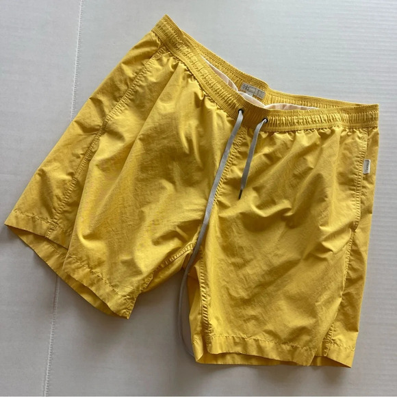 Onia Charles 5" Short Resort Yellow Men size XL - Picture 1 of 12